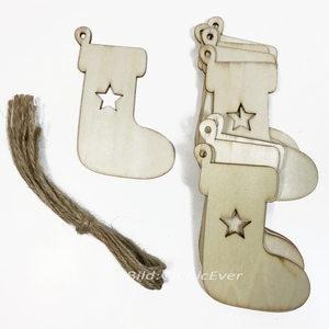 20 Christbaumschmuck Anhänger aus Holz Nikolausstiefel